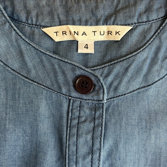 Trina Turk Chambray Shift Dress | size 4 - Picture 5 of 7